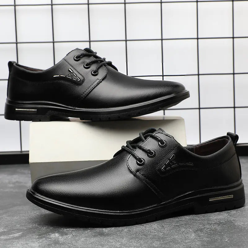 Men's Breathable Leather Shoes for Casual Business Wear